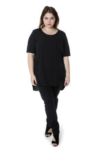 Black Hi-low hem Top